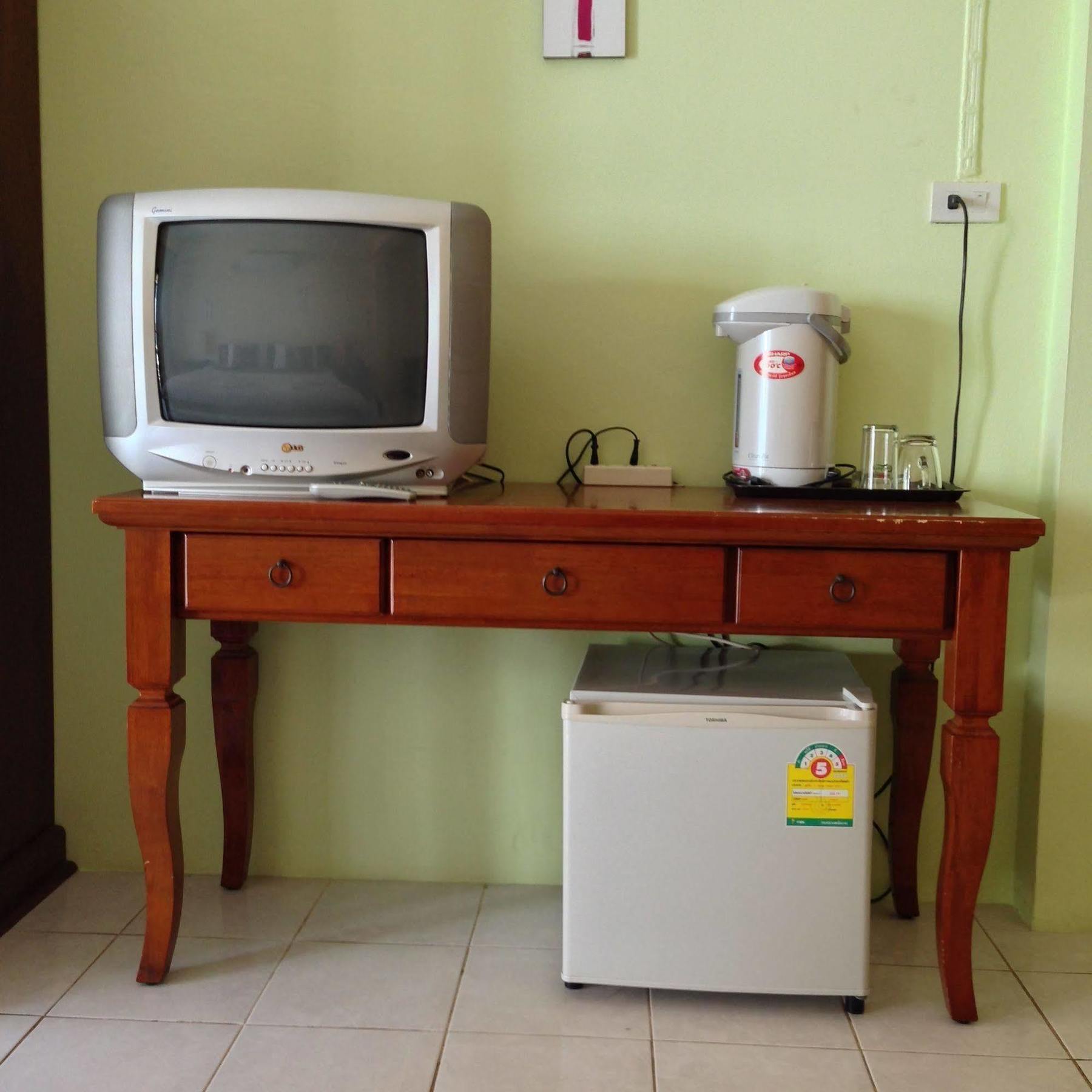 Ostello Tropicoza Patong Esterno foto