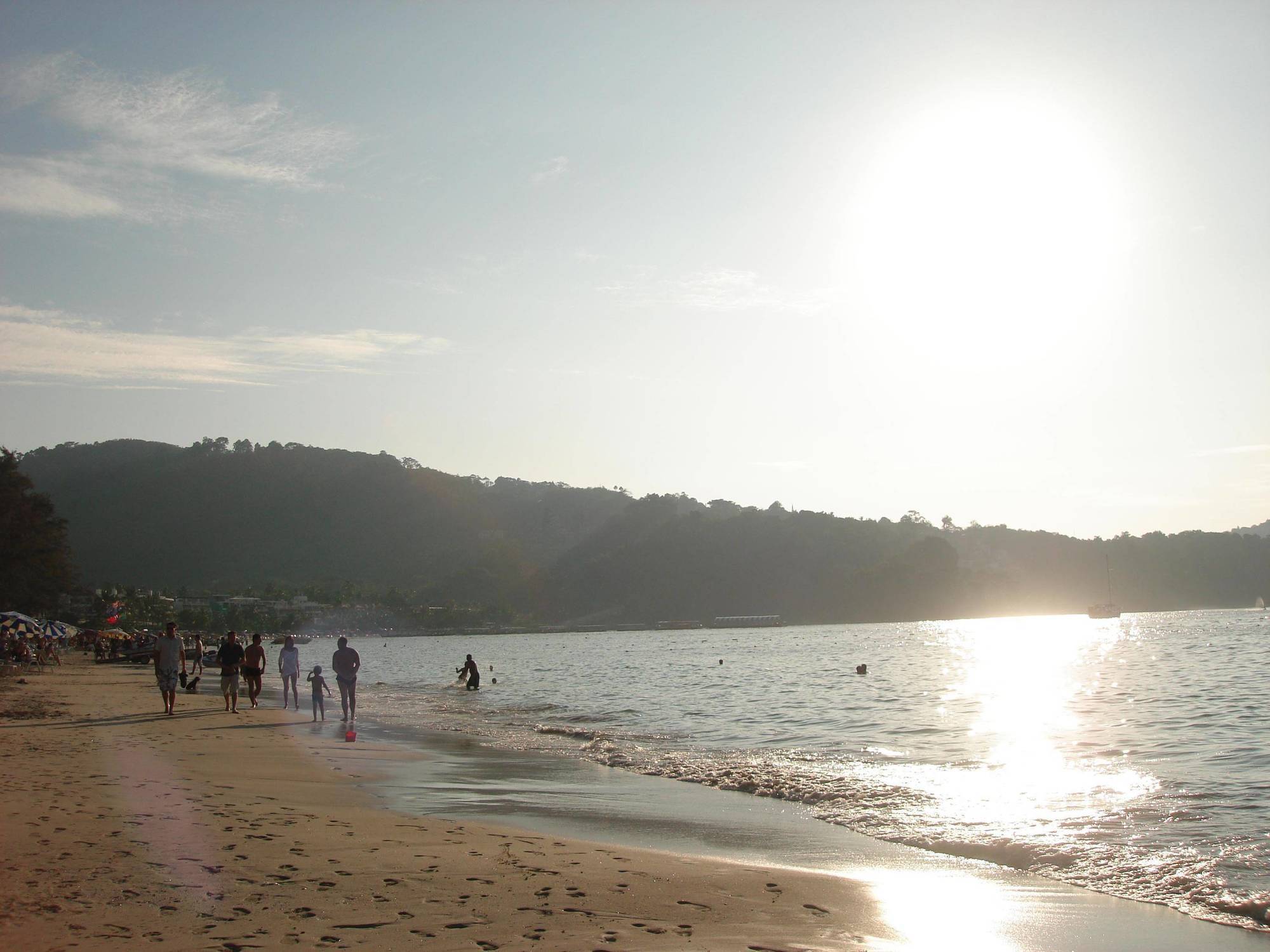 Ostello Tropicoza Patong Esterno foto